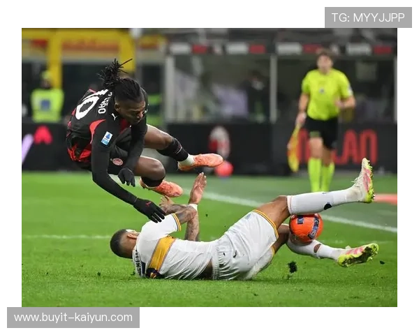 AC米兰vs莱切：菲尔克鲁格支点作用显著，米兰主场盼大胜